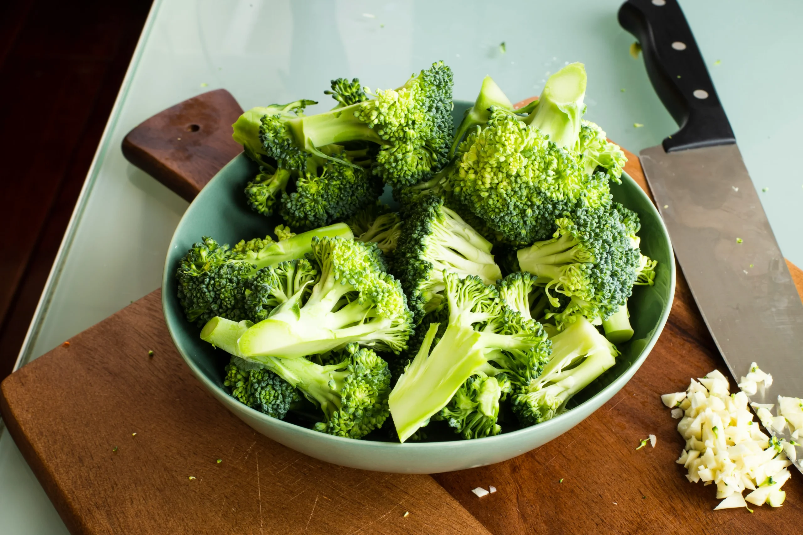 bacon broccoli salad